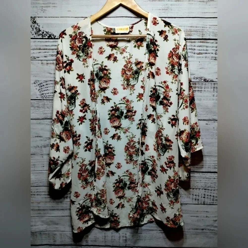 Let Them Eat Cake Sheer Fall Kimono with Skulls &‎ Flowers size Small